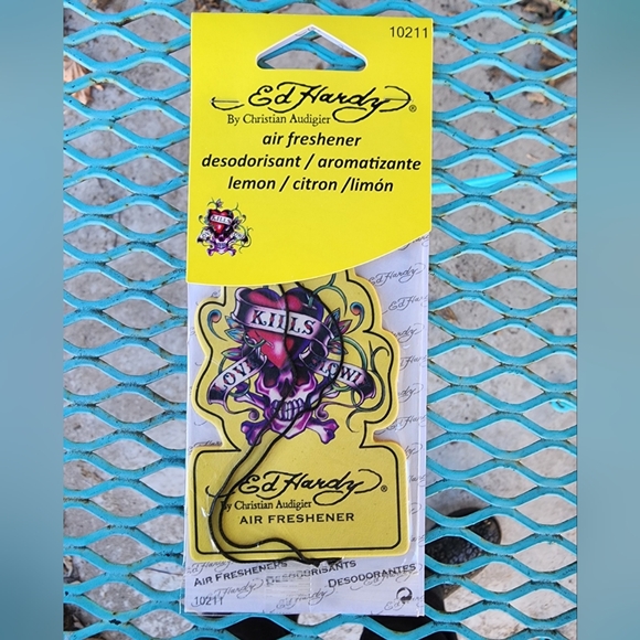Ed hardy Car Air Freshner Love Is In The air series 24 Choices! - Picture 7 of 16